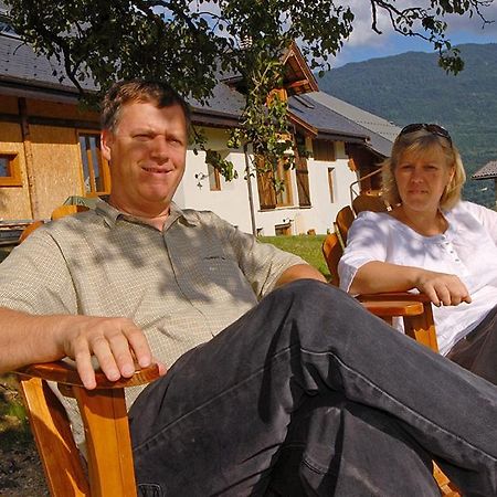 Chalet La Ferme De Noemie Mercury-Gémilly Eksteriør billede