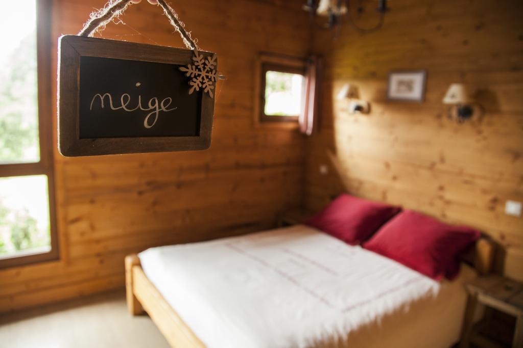 Chalet La Ferme De Noemie Mercury-Gémilly Værelse billede