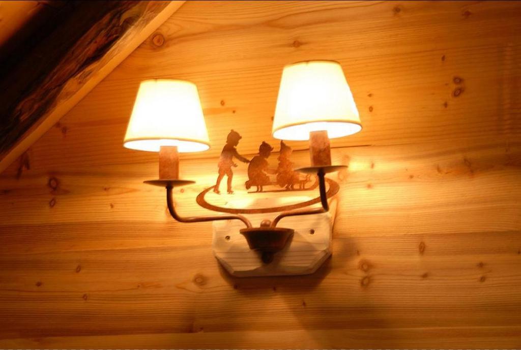 Chalet La Ferme De Noemie Mercury-Gémilly Værelse billede