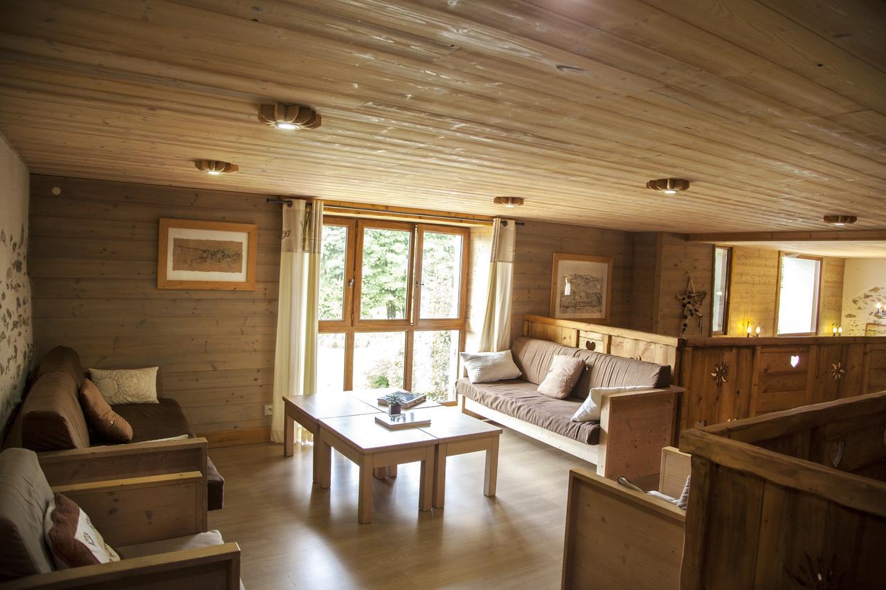 Chalet La Ferme De Noemie Mercury-Gémilly Eksteriør billede